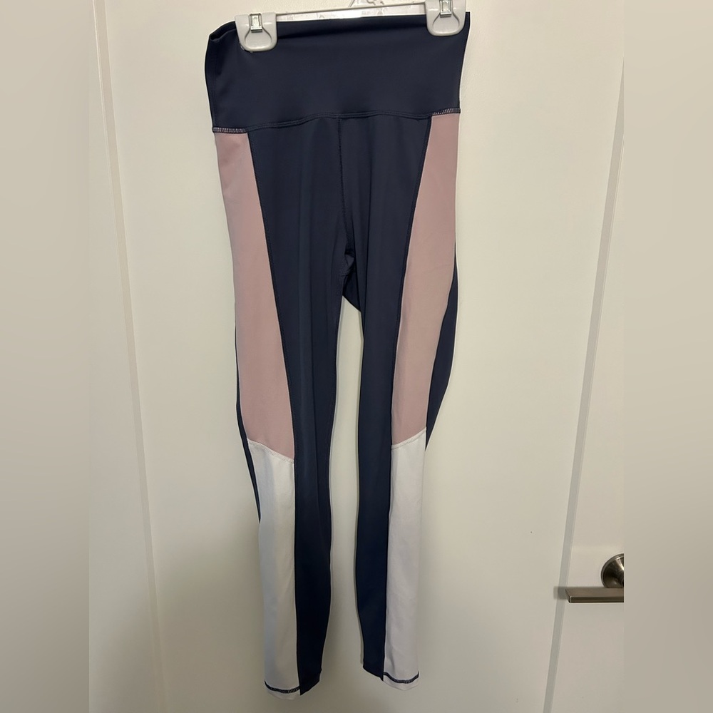 Allfenix Abbey 7/8 Leggings in Blue and Blush Pink
